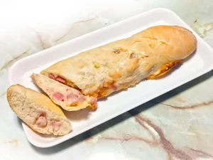 【スタンドミキサーで】ベイクオフアレンジ！チーズとベーコンのバゲット♪